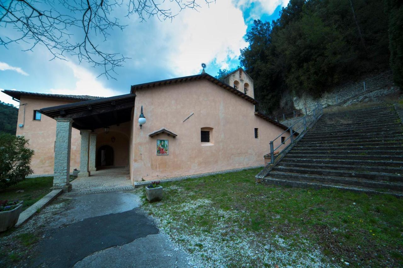 Отель Convento San Bernardino Montefranco Экстерьер фото